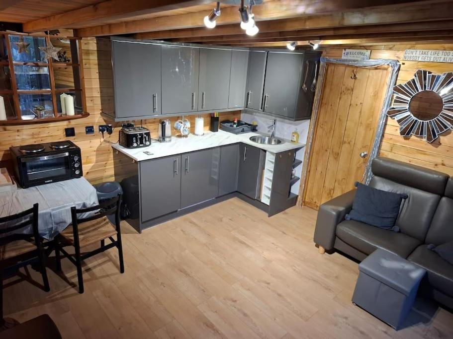 Cosy Cornish Cabin St Austell Extérieur photo